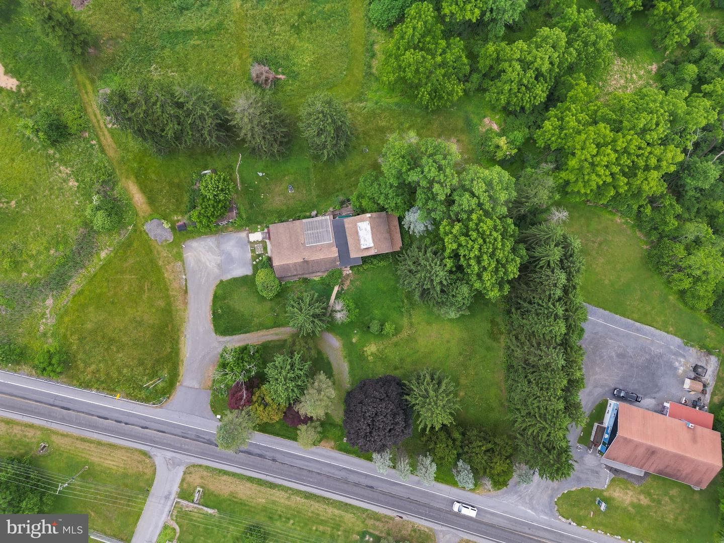 564 Blandon Road photo 42