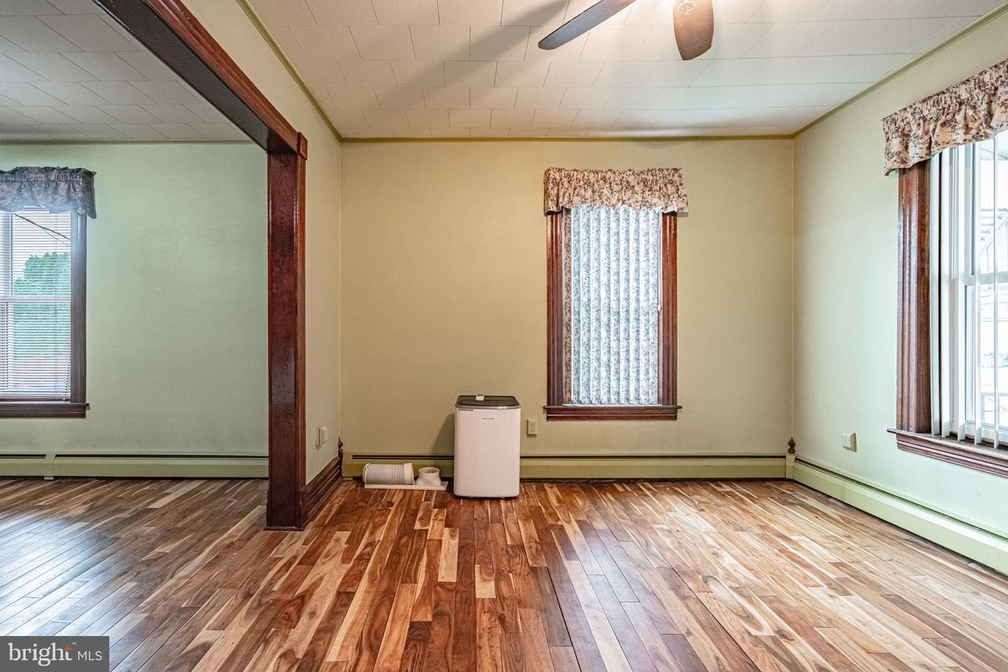 3531 Hawthorne Street photo 8