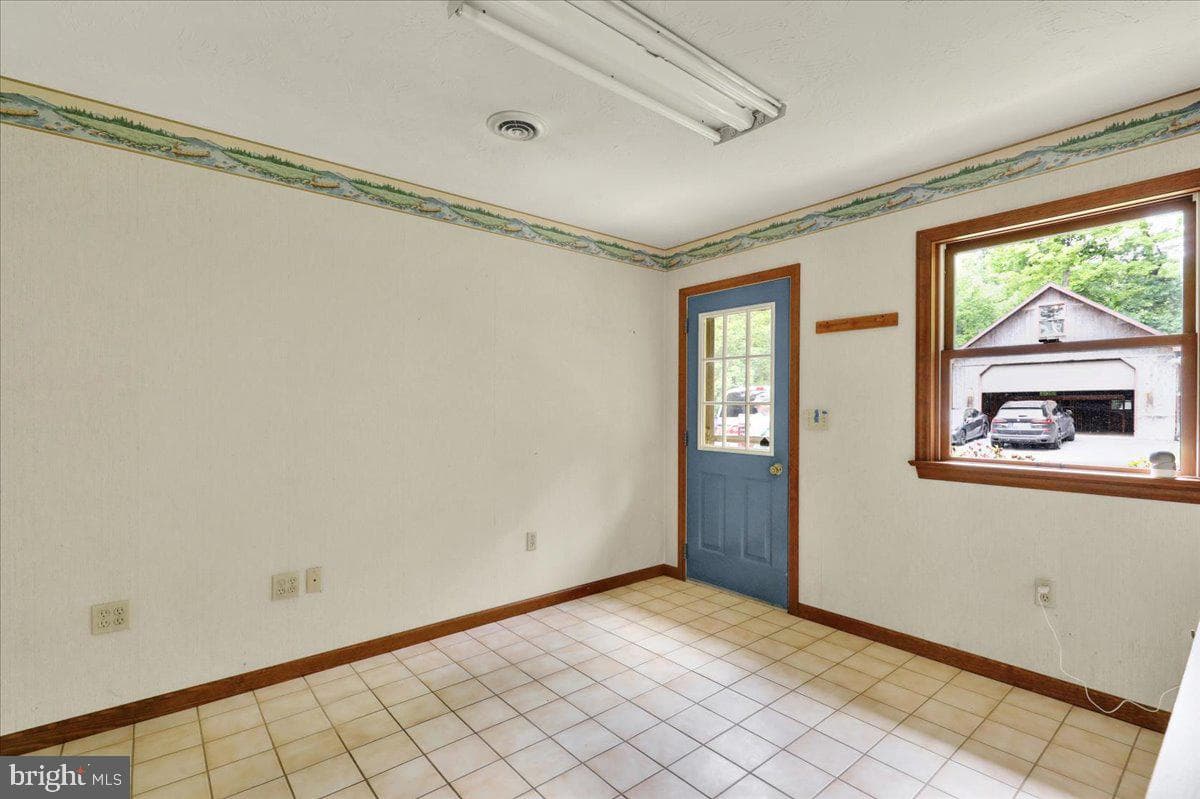 283 Witmer photo 21