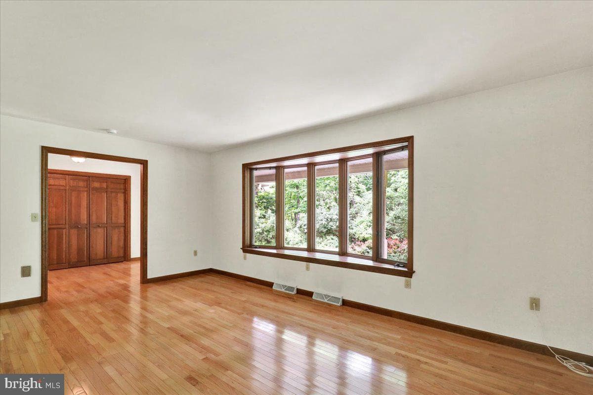 283 Witmer photo 9