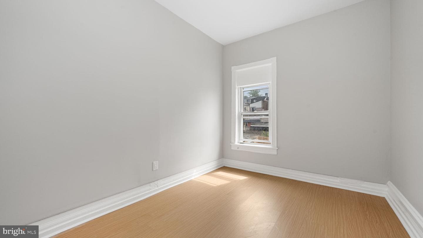 227 N Front Street photo 21
