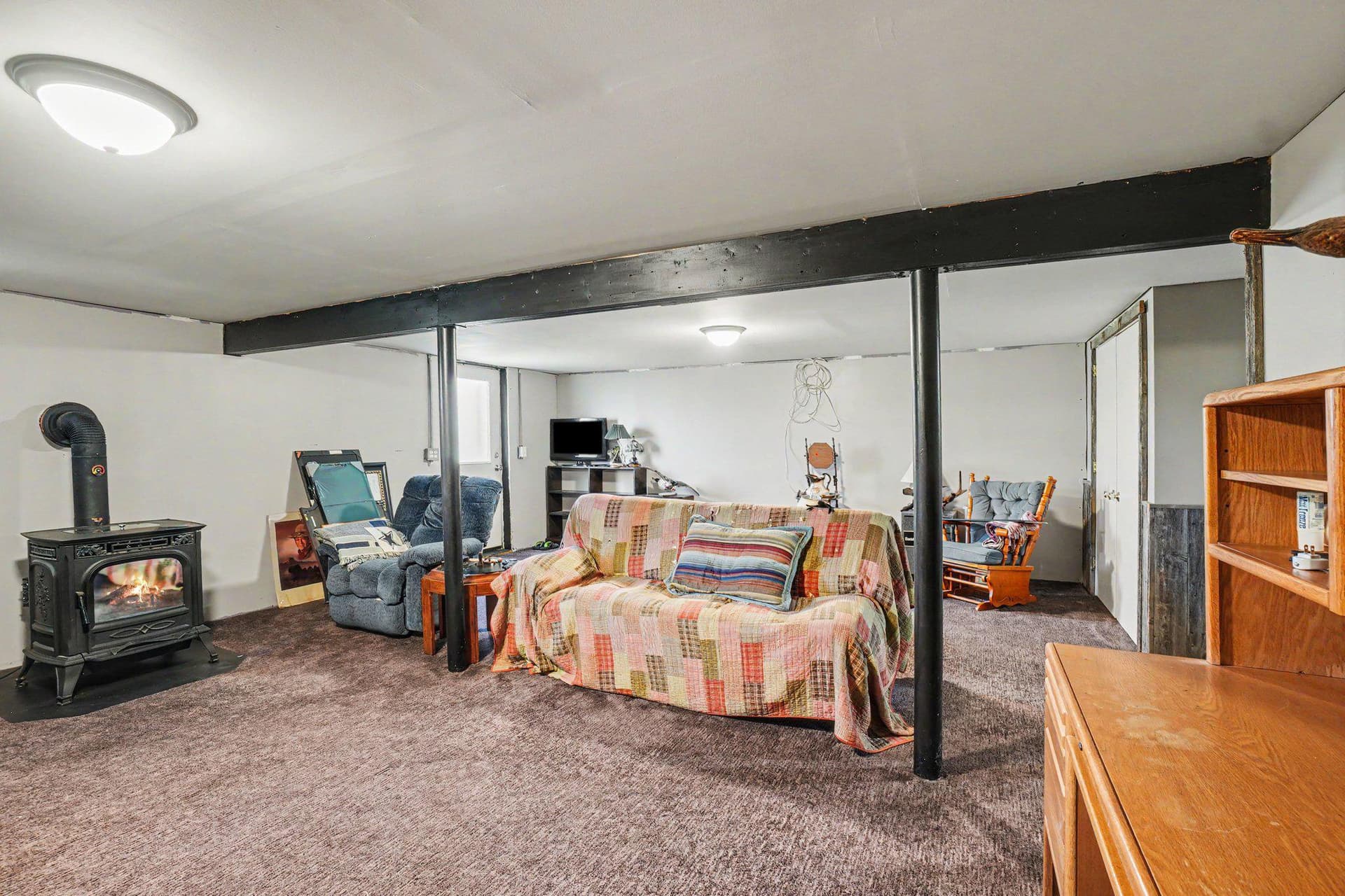 520 Schoolhouse Road photo 23