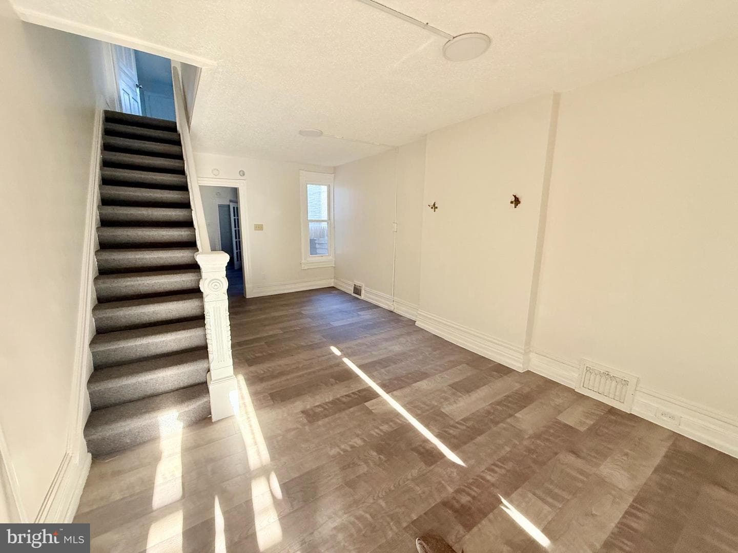 719 N 12th St, Reading