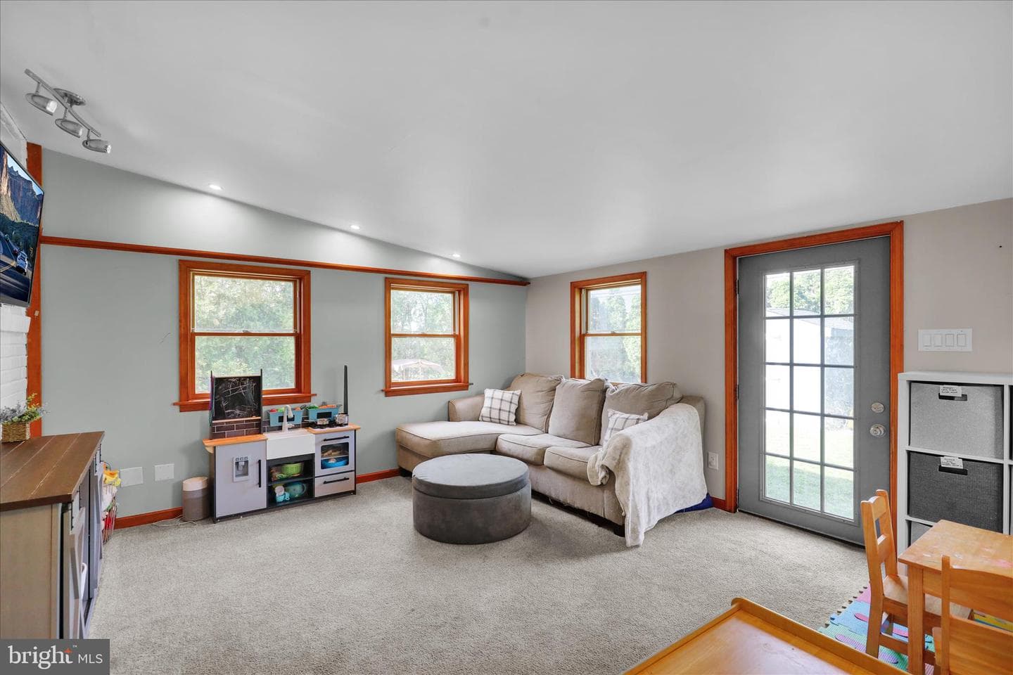 310 Harvard Boulevard photo 8