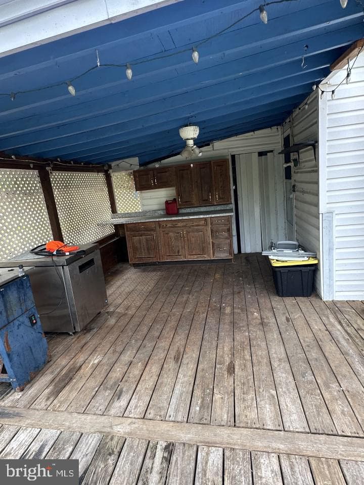 640 Walnut Road photo 7
