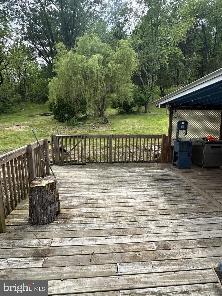 640 Walnut Road photo 9