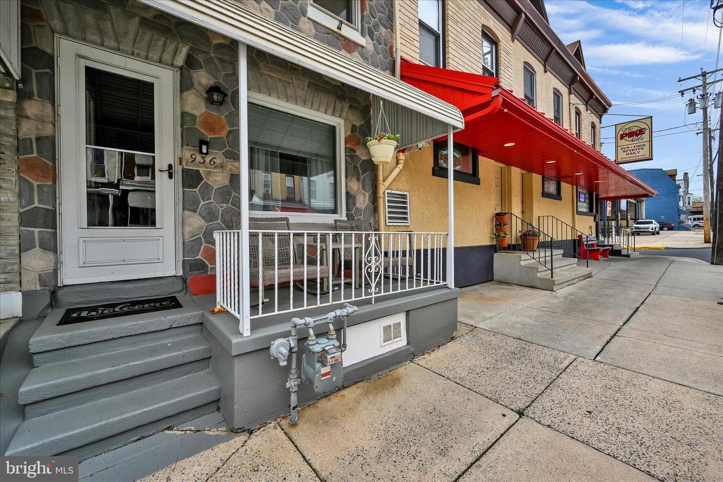 936 N Pike Street photo 3
