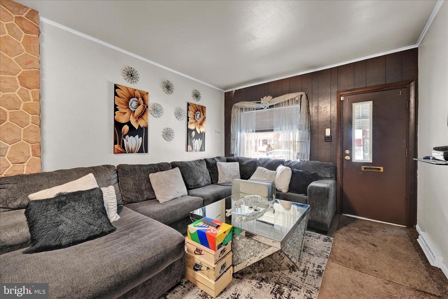 936 N Pike Street photo 5