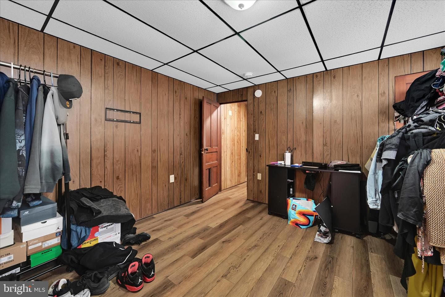 942 Pike Street photo 20