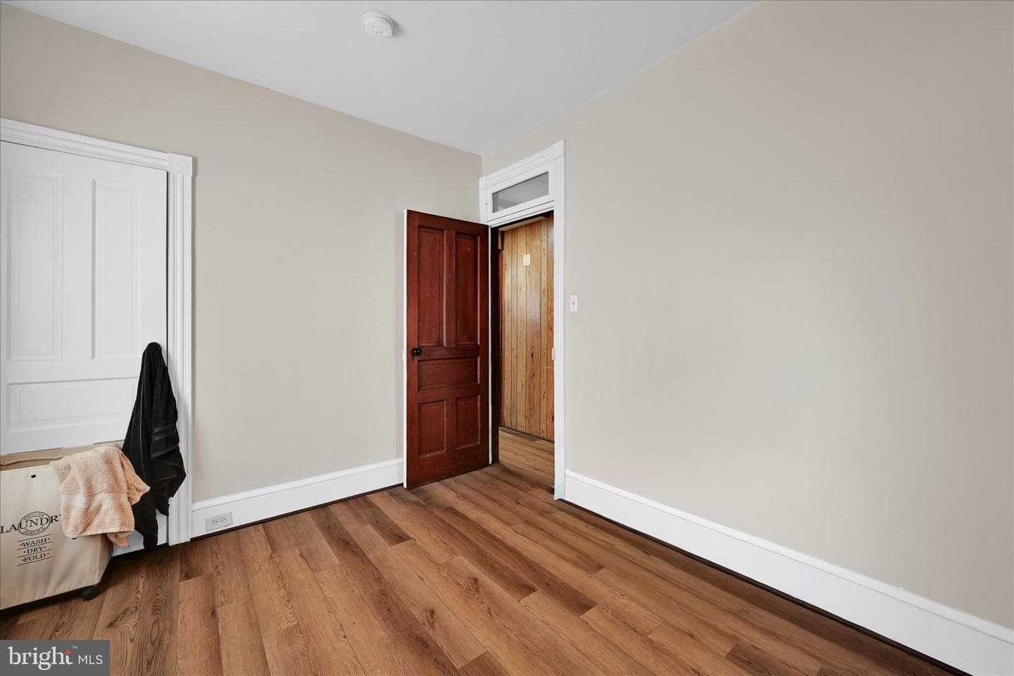 942 Pike Street photo 23