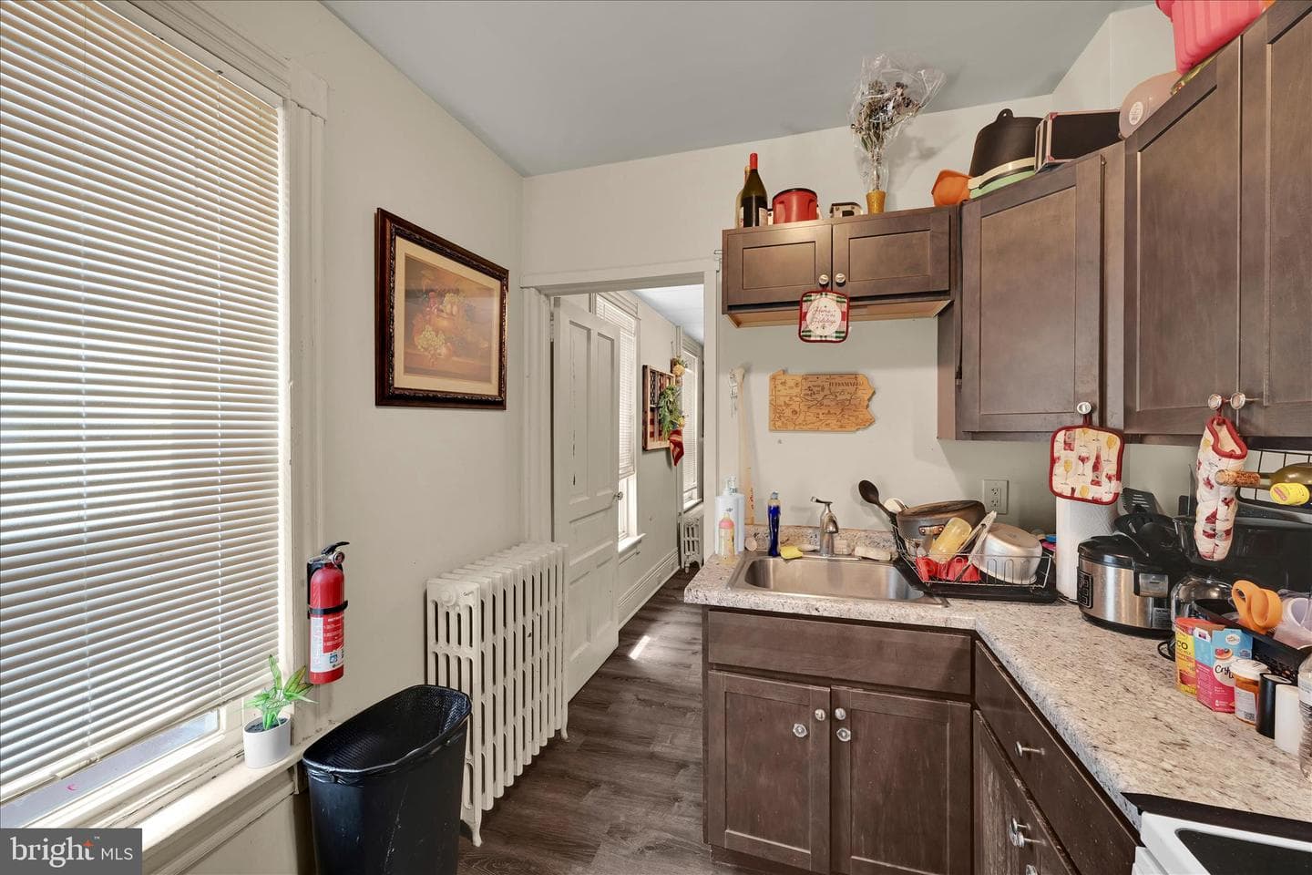 1349 Moss Street photo 16