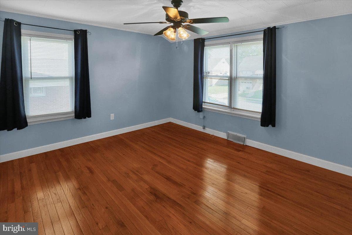 513 Harding Avenue photo 21