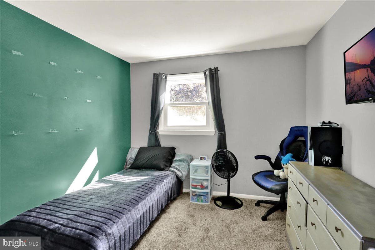 325 Faust Road photo 26