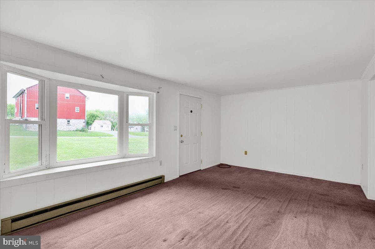 1068 Stouchsburg Road photo 7