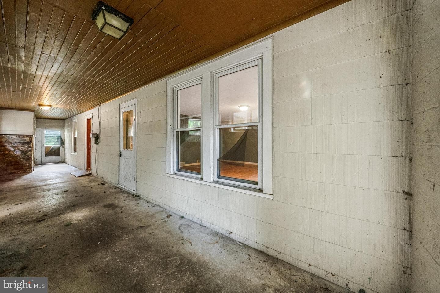 108 Poplar Road photo 6