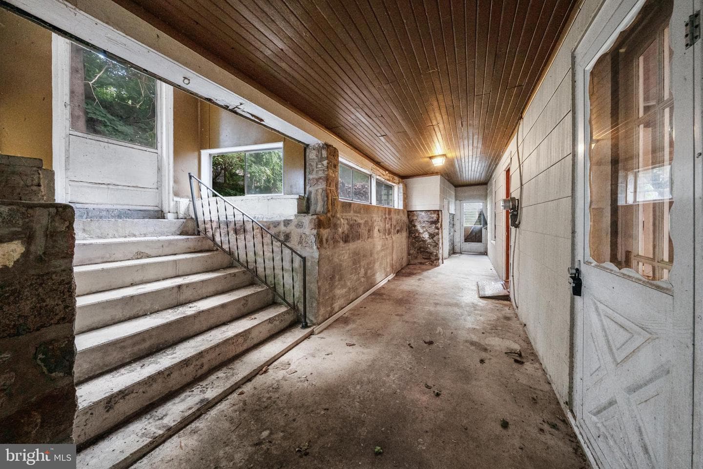 108 Poplar Road photo 8