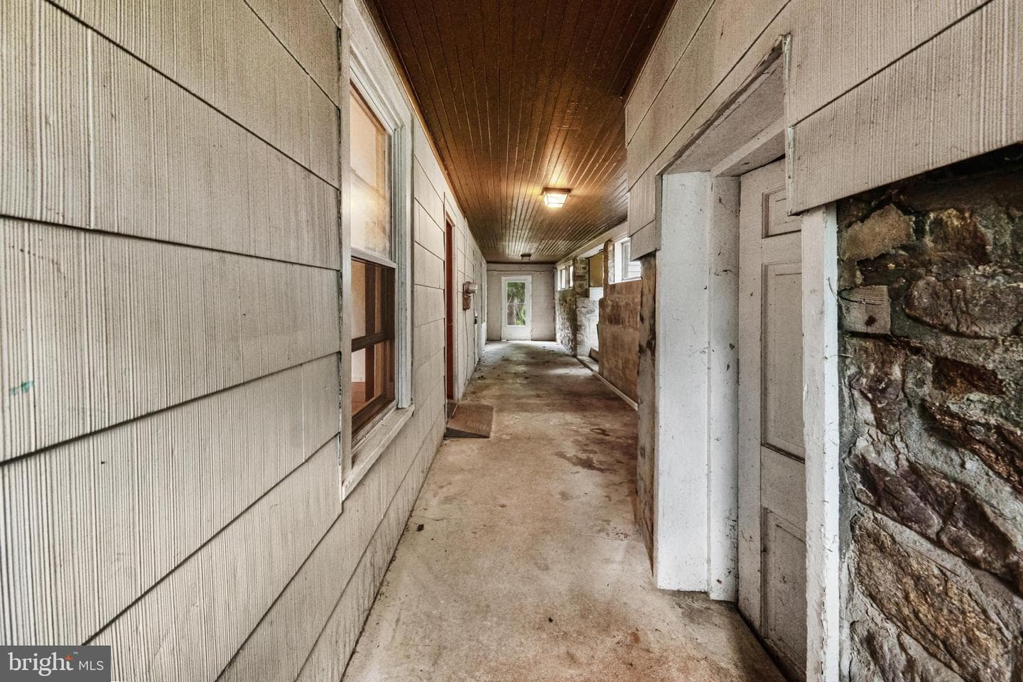 108 Poplar Road photo 9