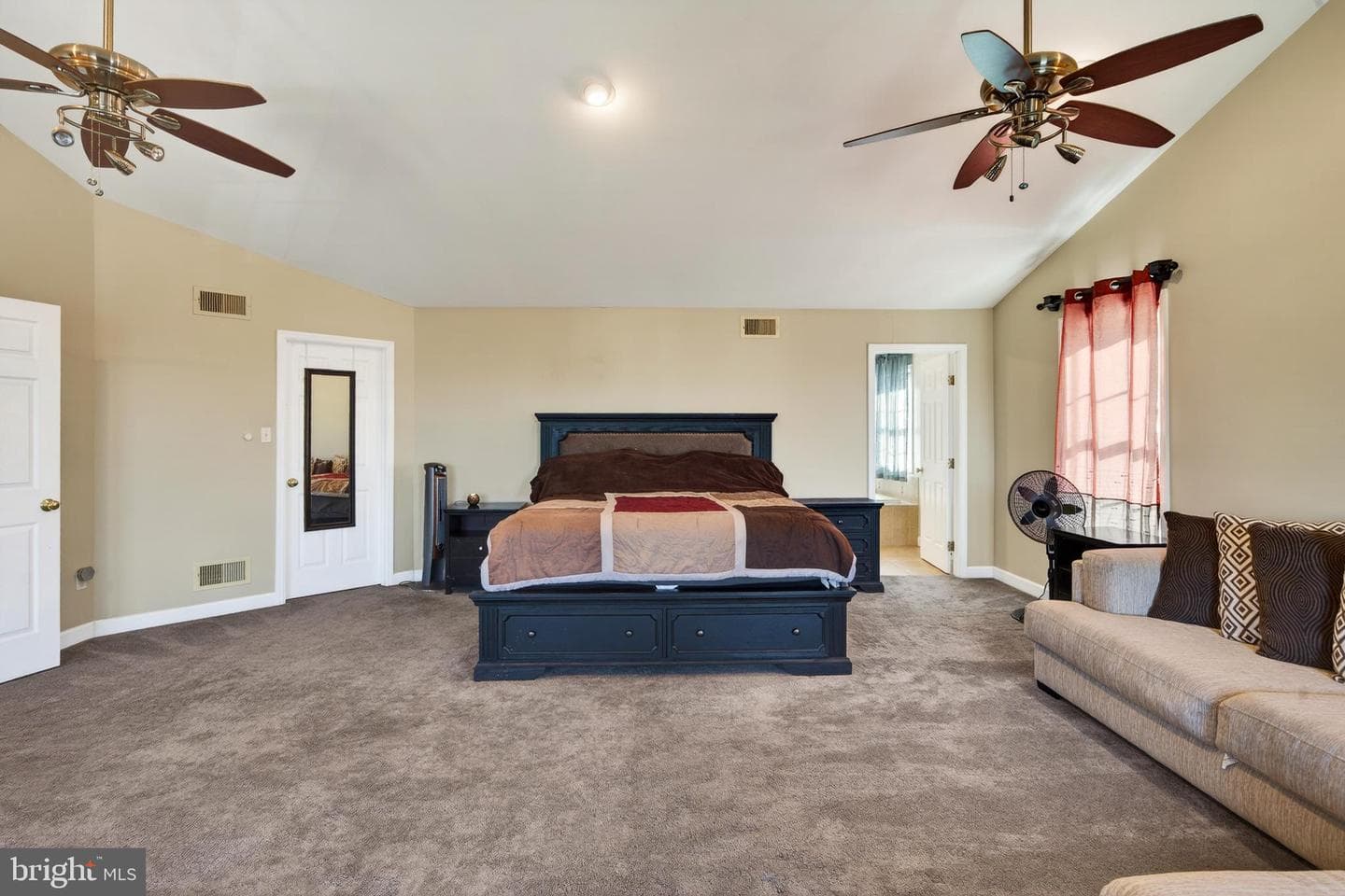 15 Sawgrass Drive photo 40