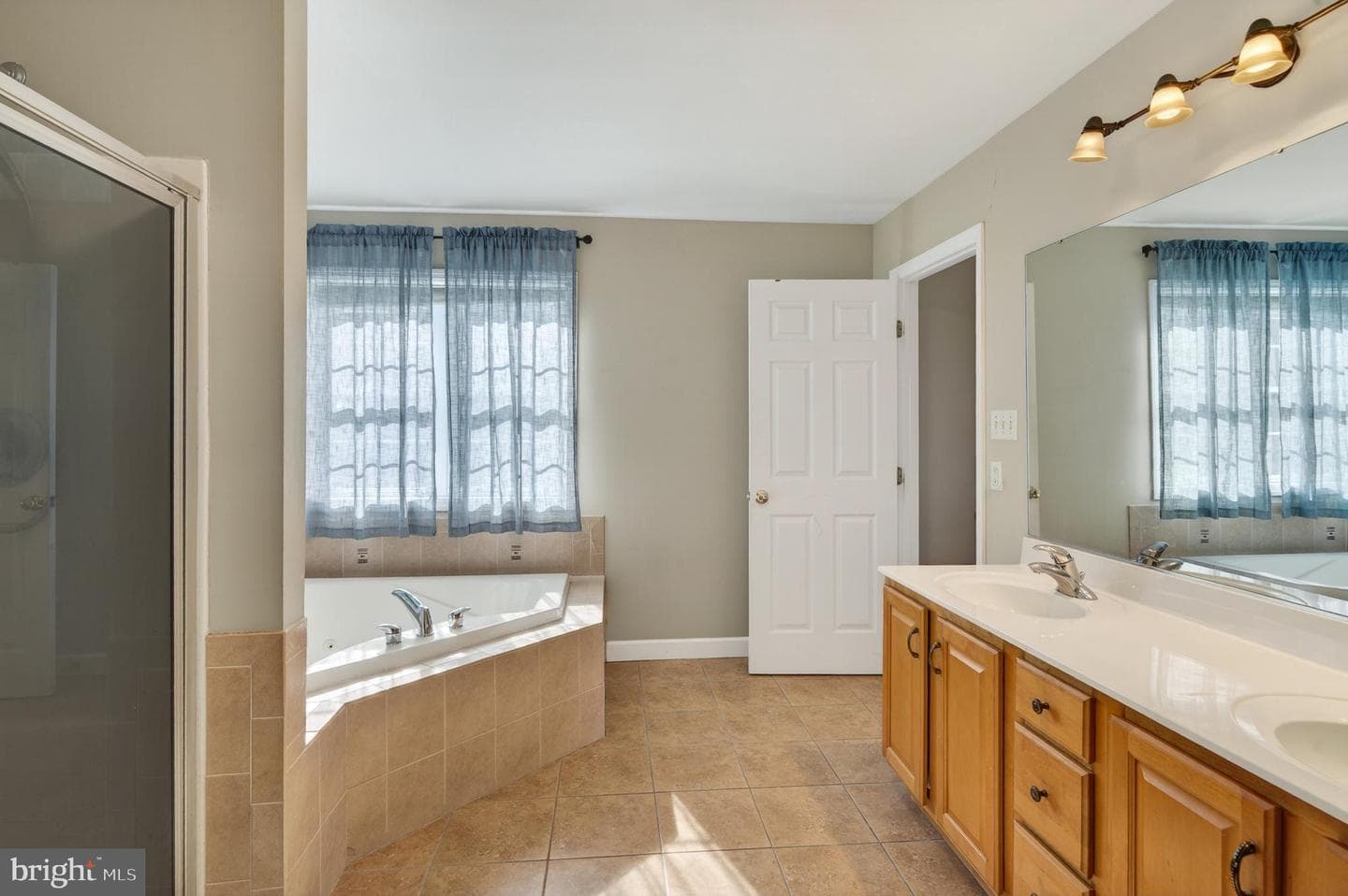 15 Sawgrass Drive photo 45
