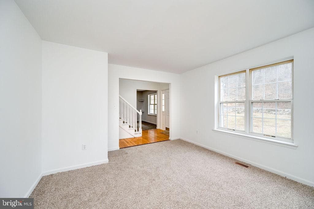 4807 Wentzel Avenue photo 7