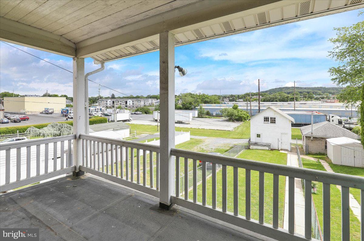 3418 Penn photo 14