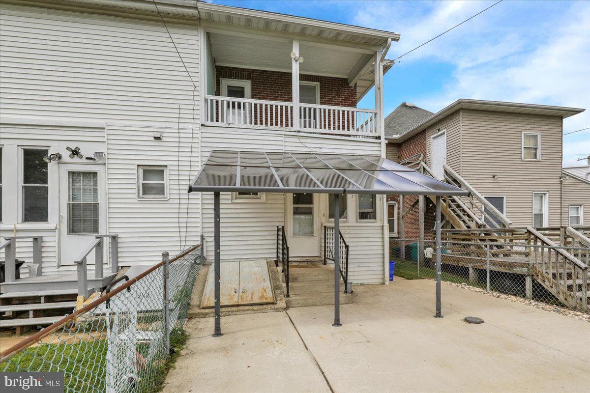3418 Penn photo 22