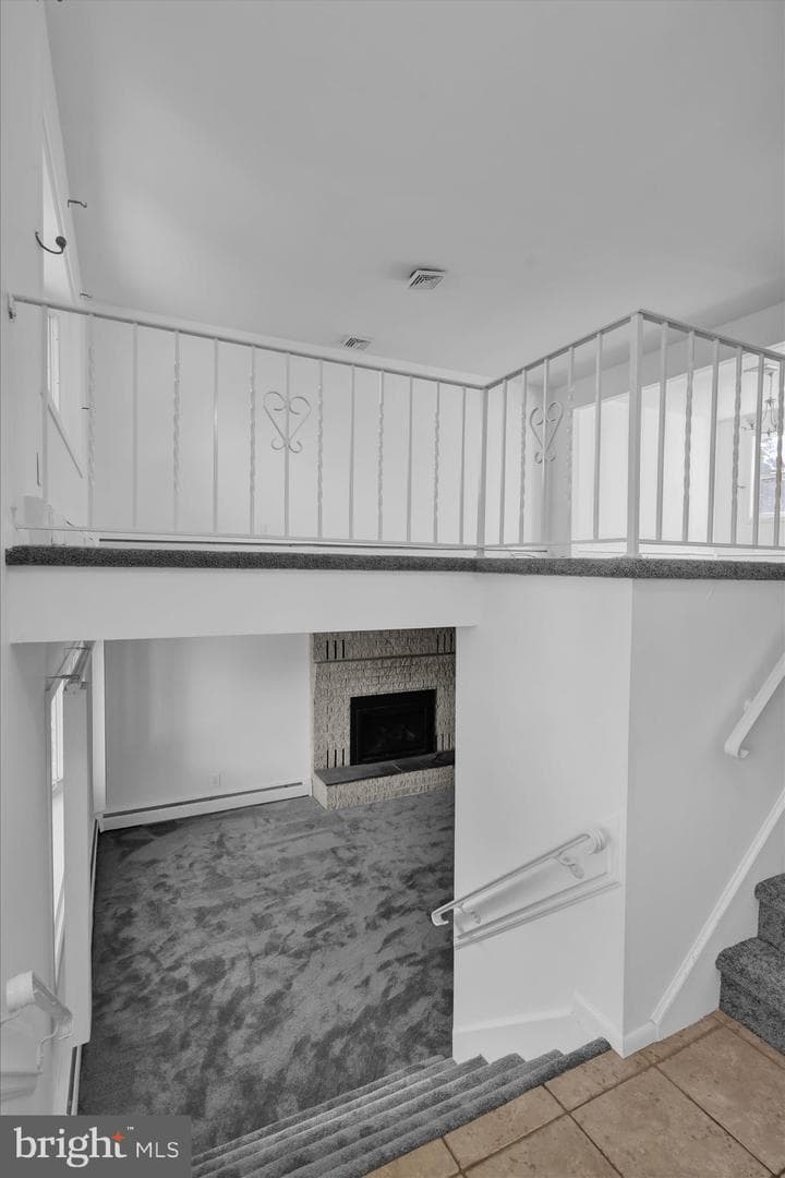 97 Wellington Boulevard photo 3