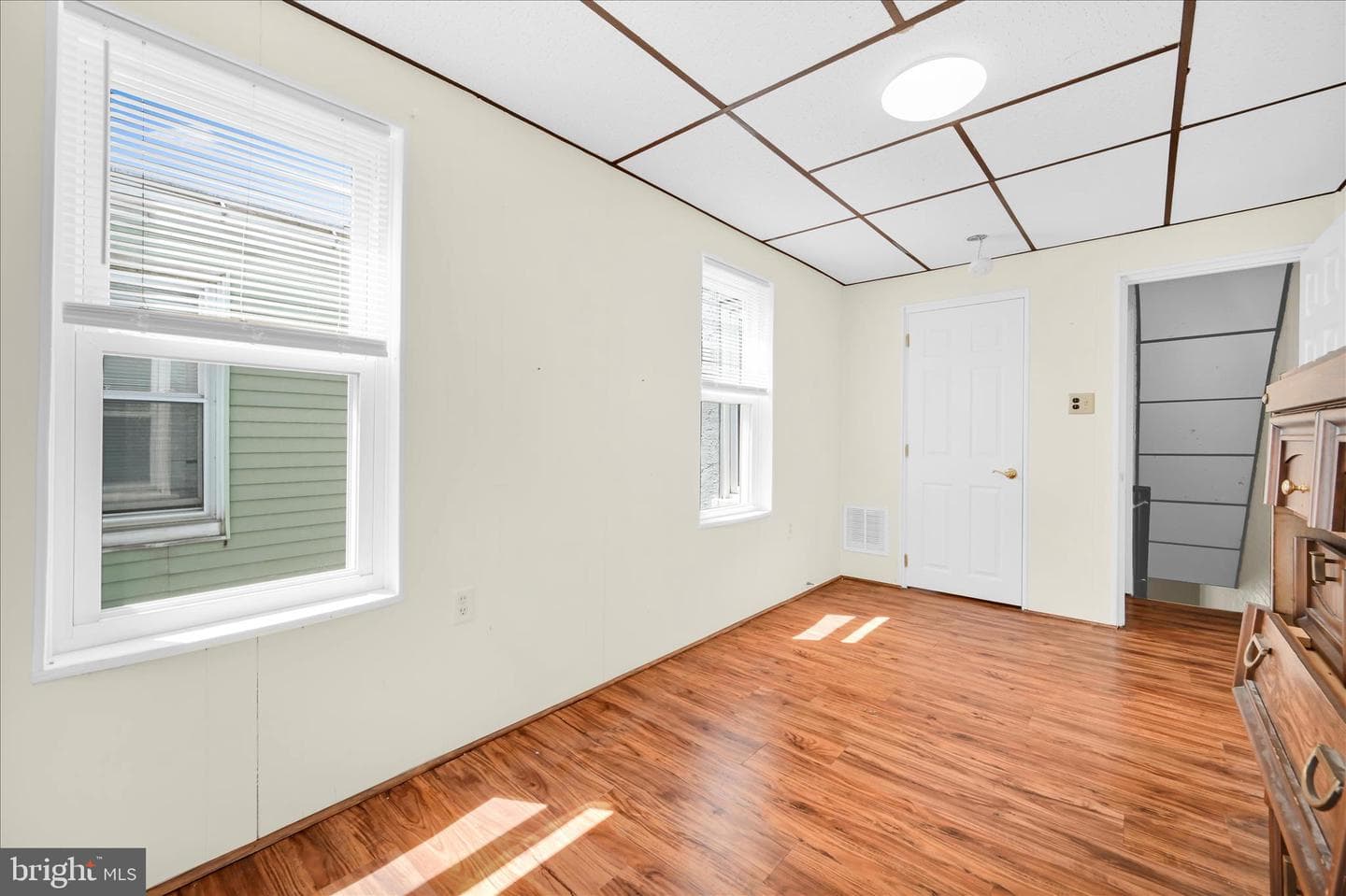 940 Pike Street photo 26