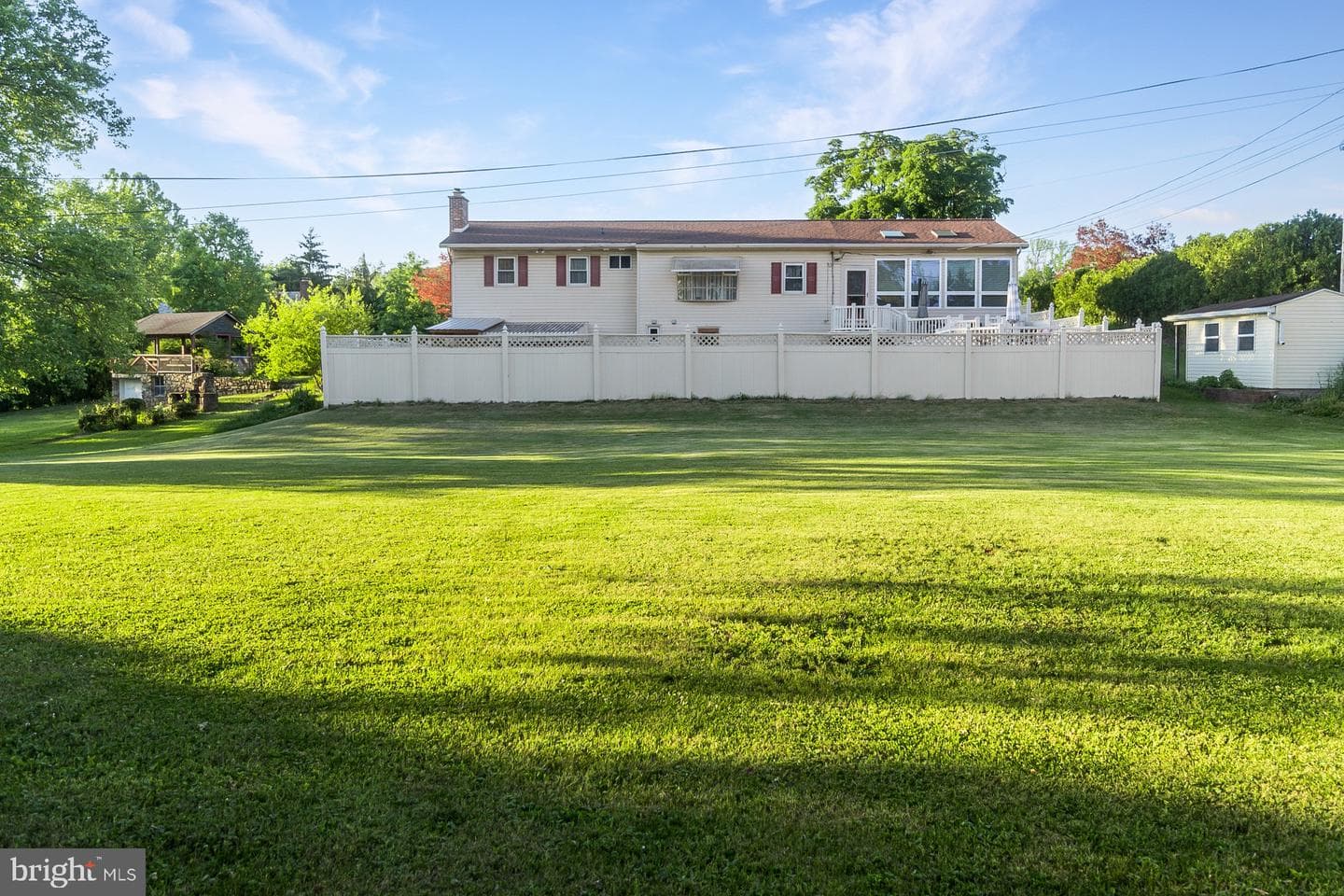 5560 N Fairway Drive photo 4