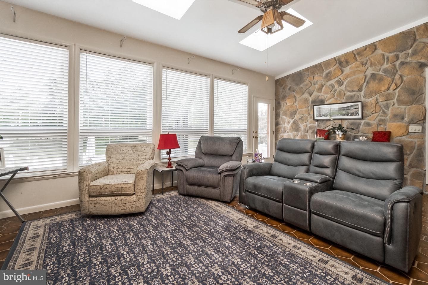 5560 N Fairway Drive photo 9