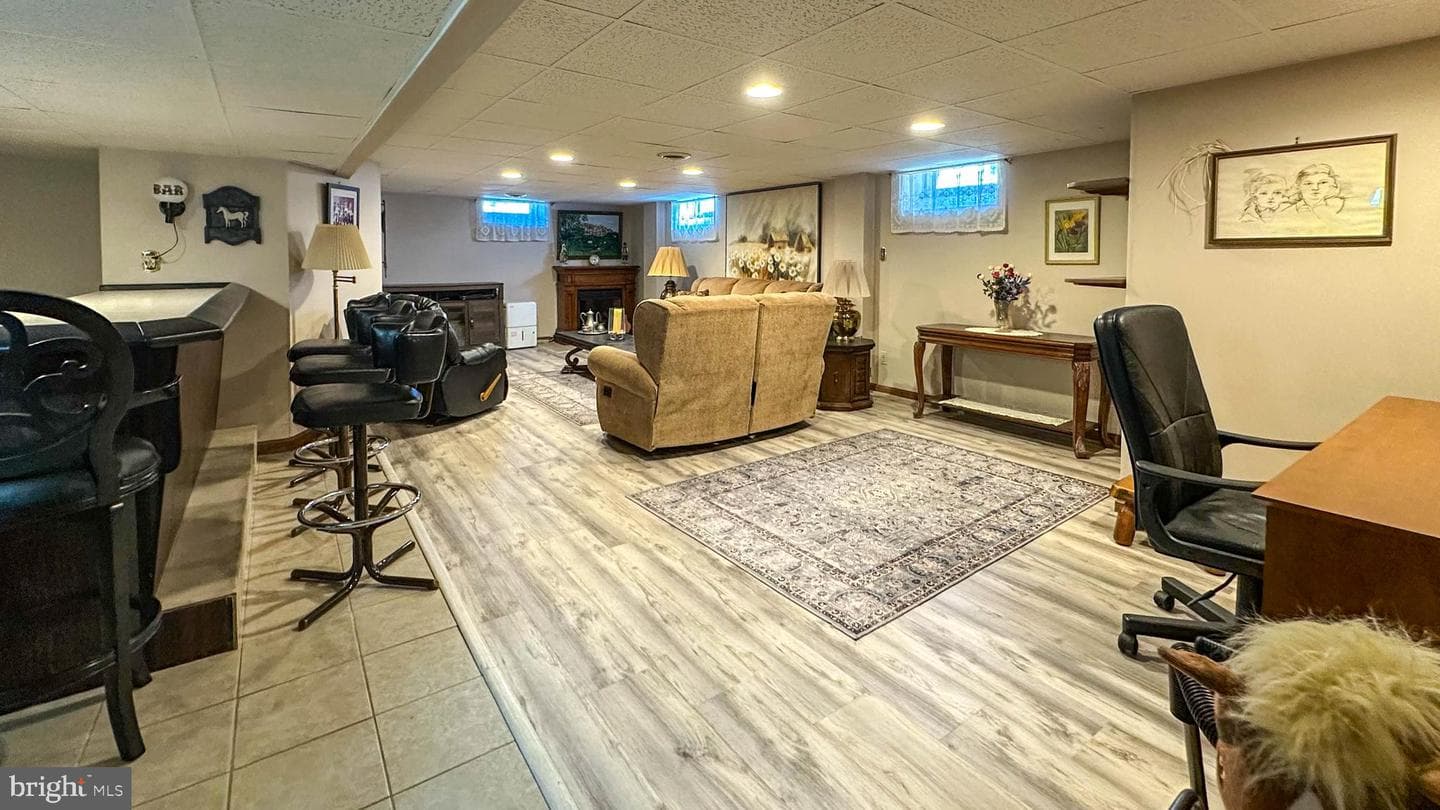 613 Floret Avenue photo 38