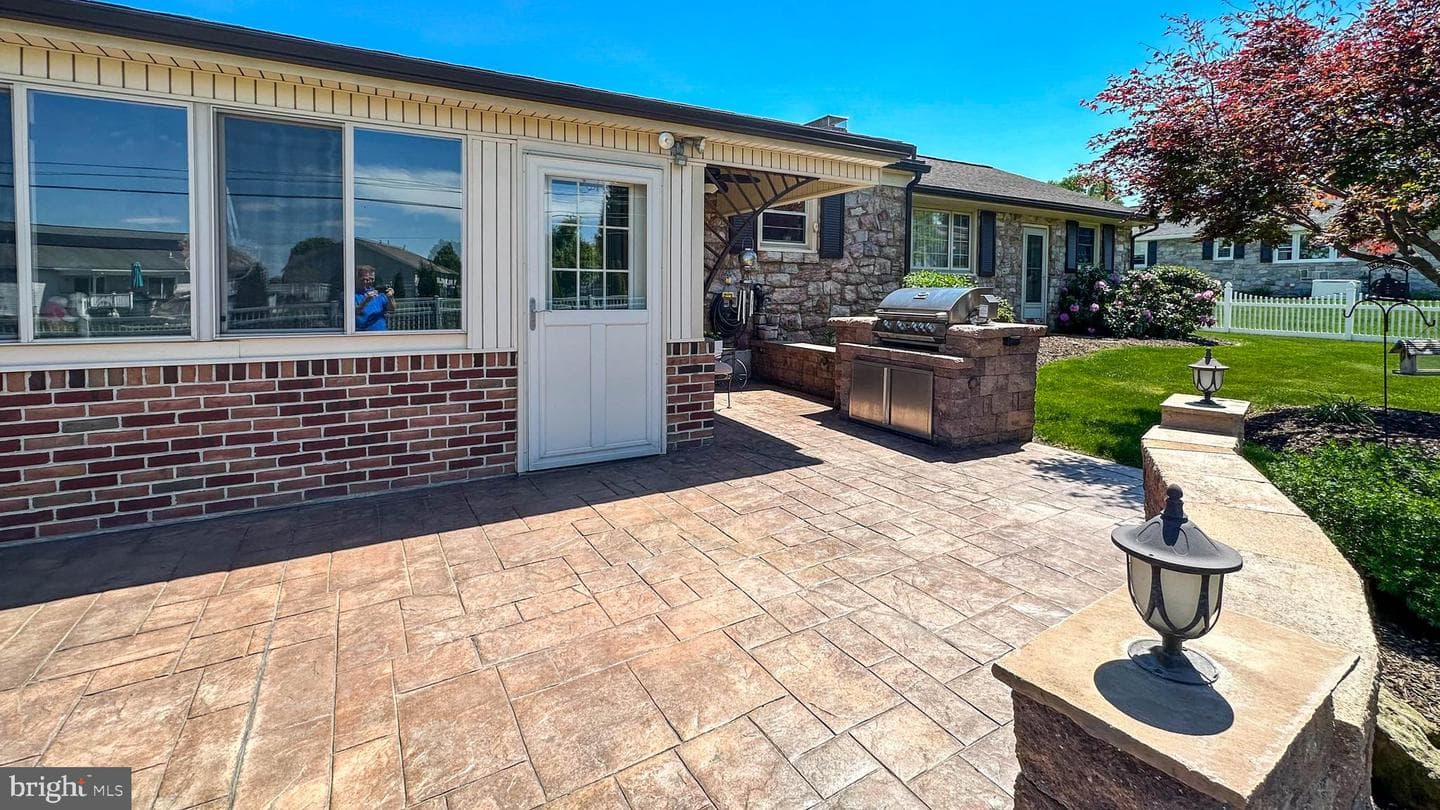 613 Floret Avenue photo 62