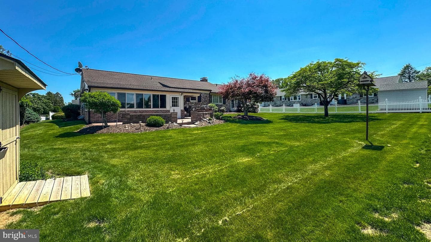 613 Floret Avenue photo 67