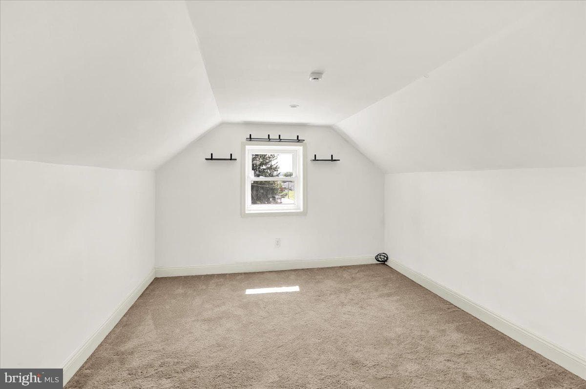 418 Egle Road photo 25
