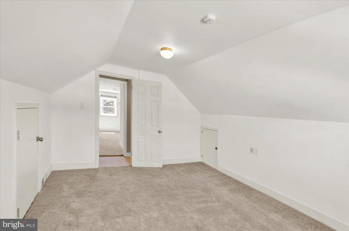 418 Egle Road photo 26