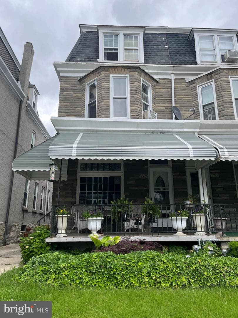 813 N Front Street, Reading