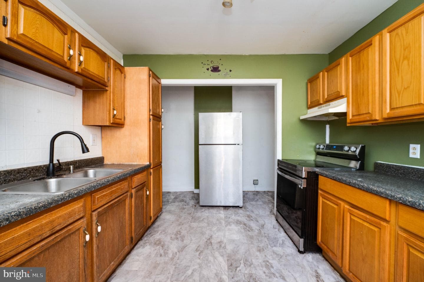 645 Lancaster Avenue photo 18