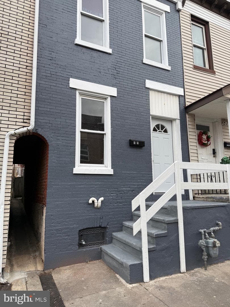 535 Moss Street, Reading