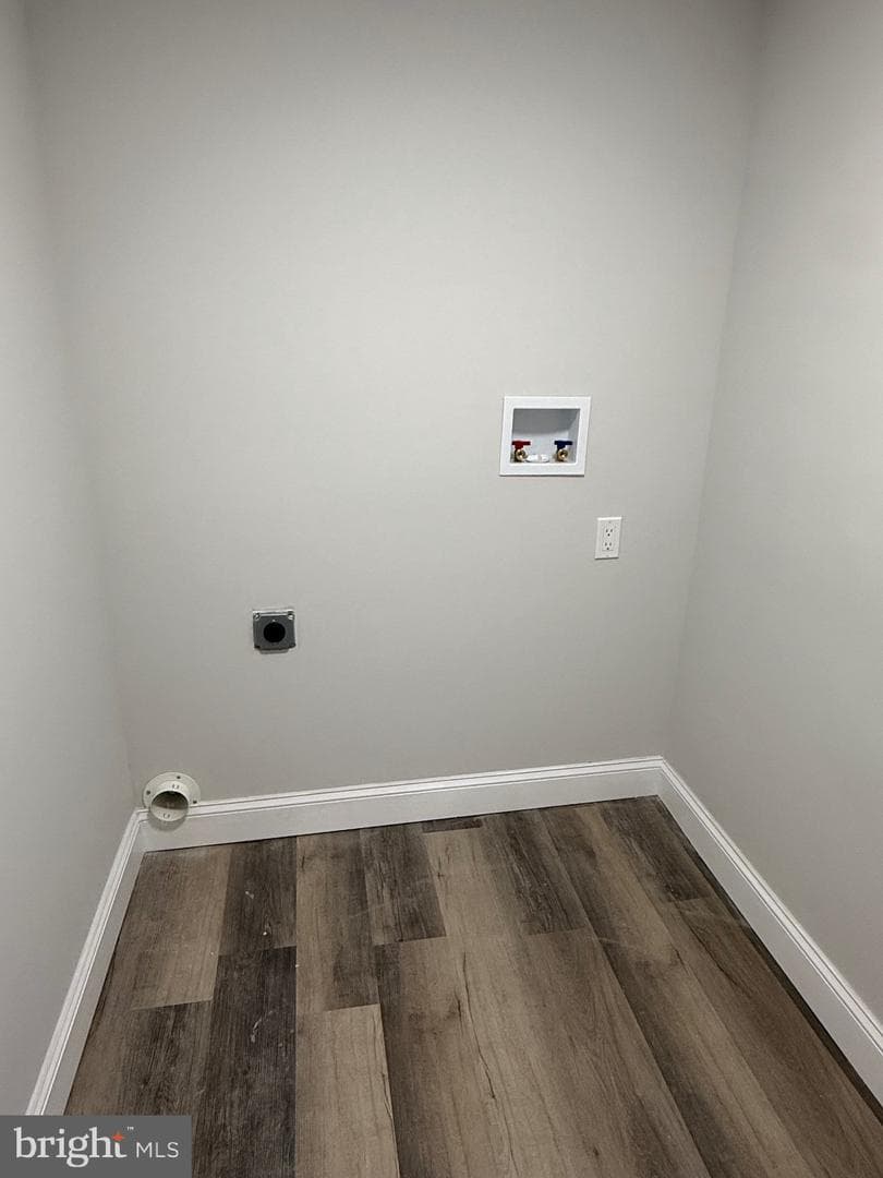 535 Moss Street photo 6