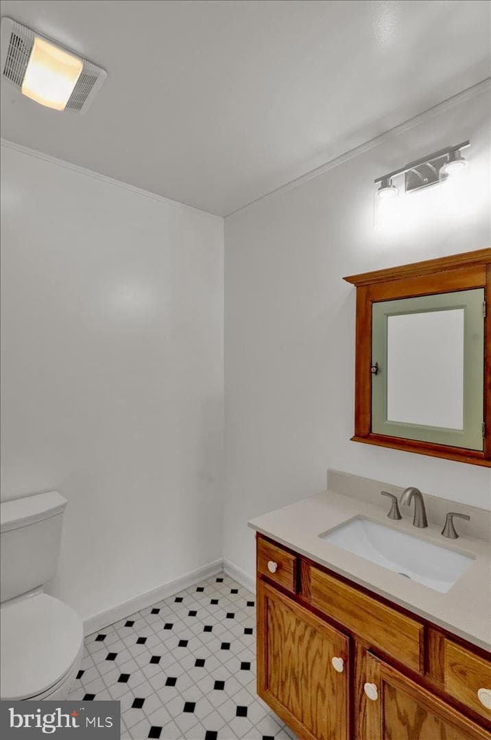 223 Woodbridge Lane photo 34