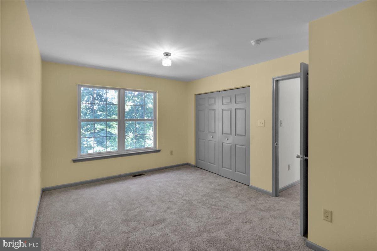 223 Woodbridge Lane photo 35