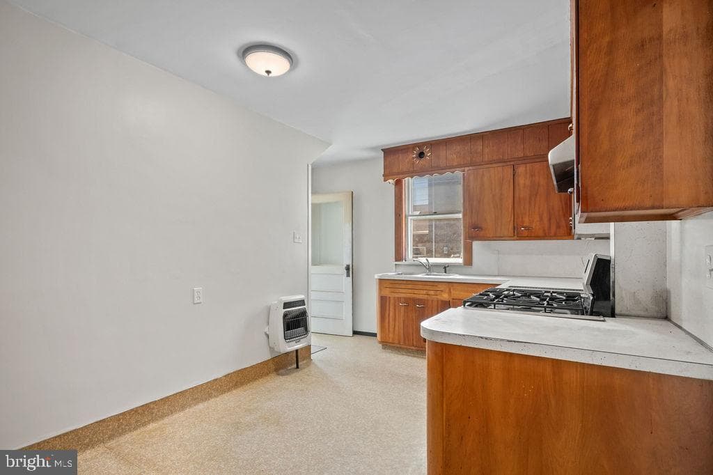 120 S Kemp Street photo 13