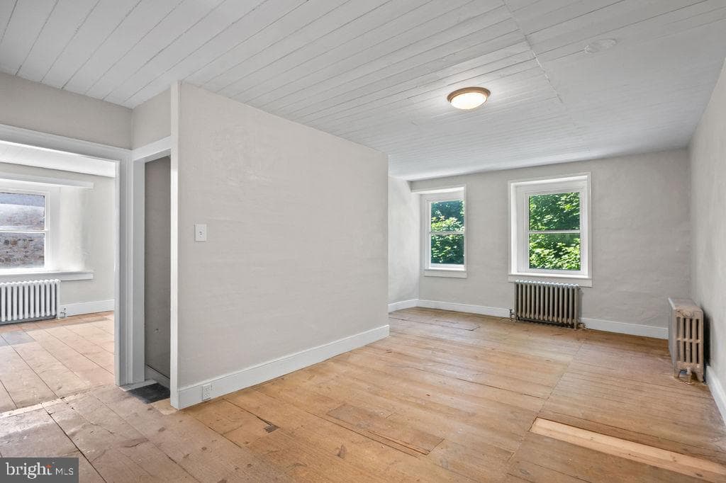 120 S Kemp Street photo 27