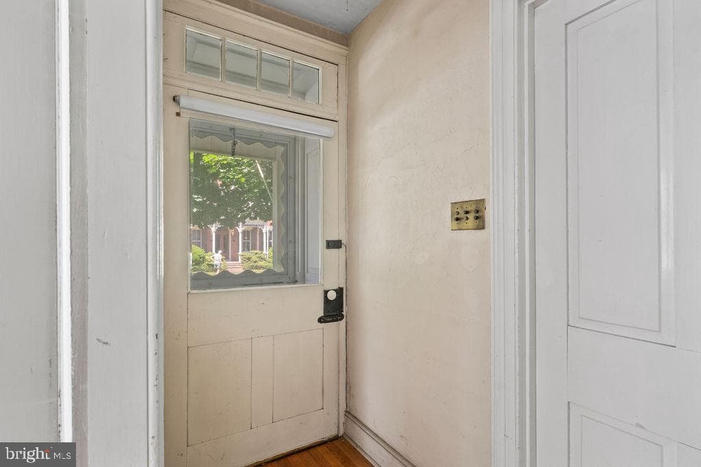 120 S Kemp Street photo 6