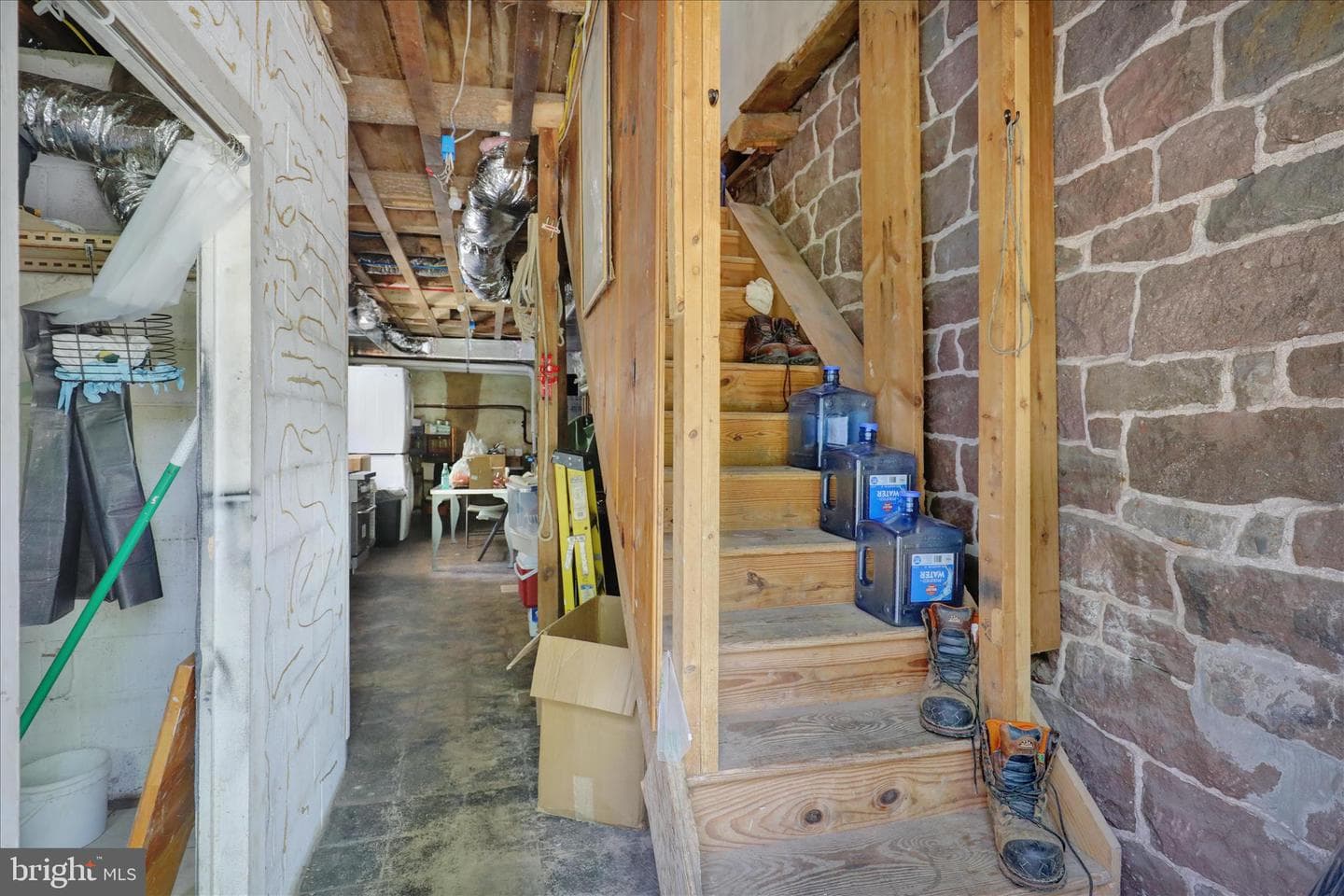 34 Westley Road photo 15