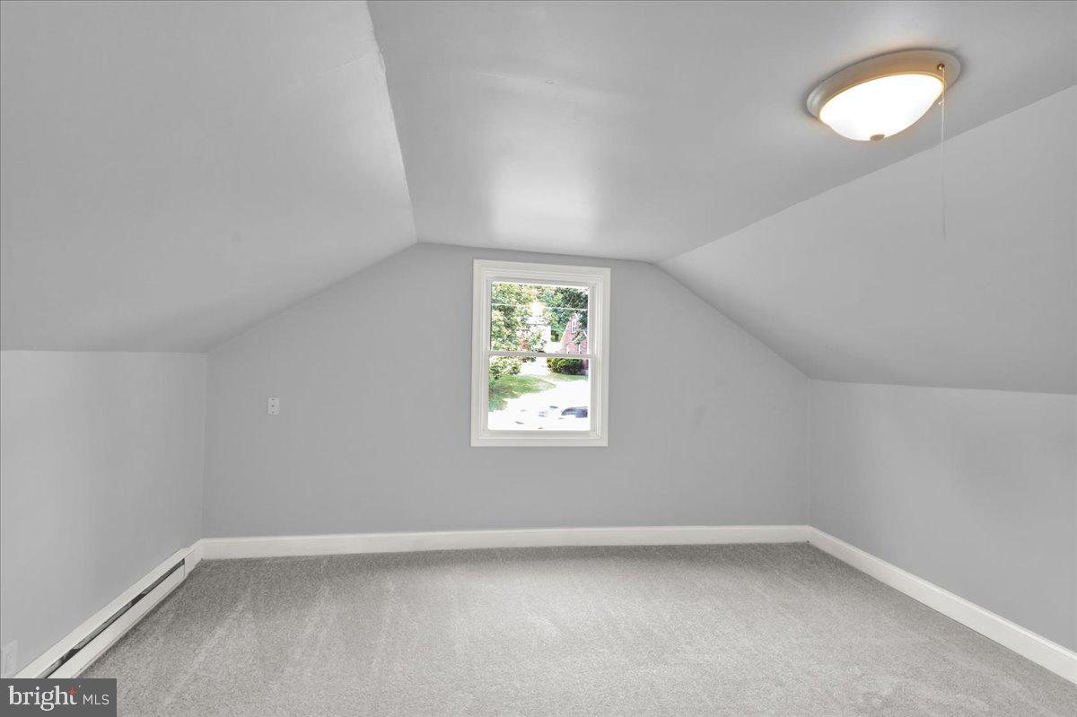 4114 Sefranka Road photo 18