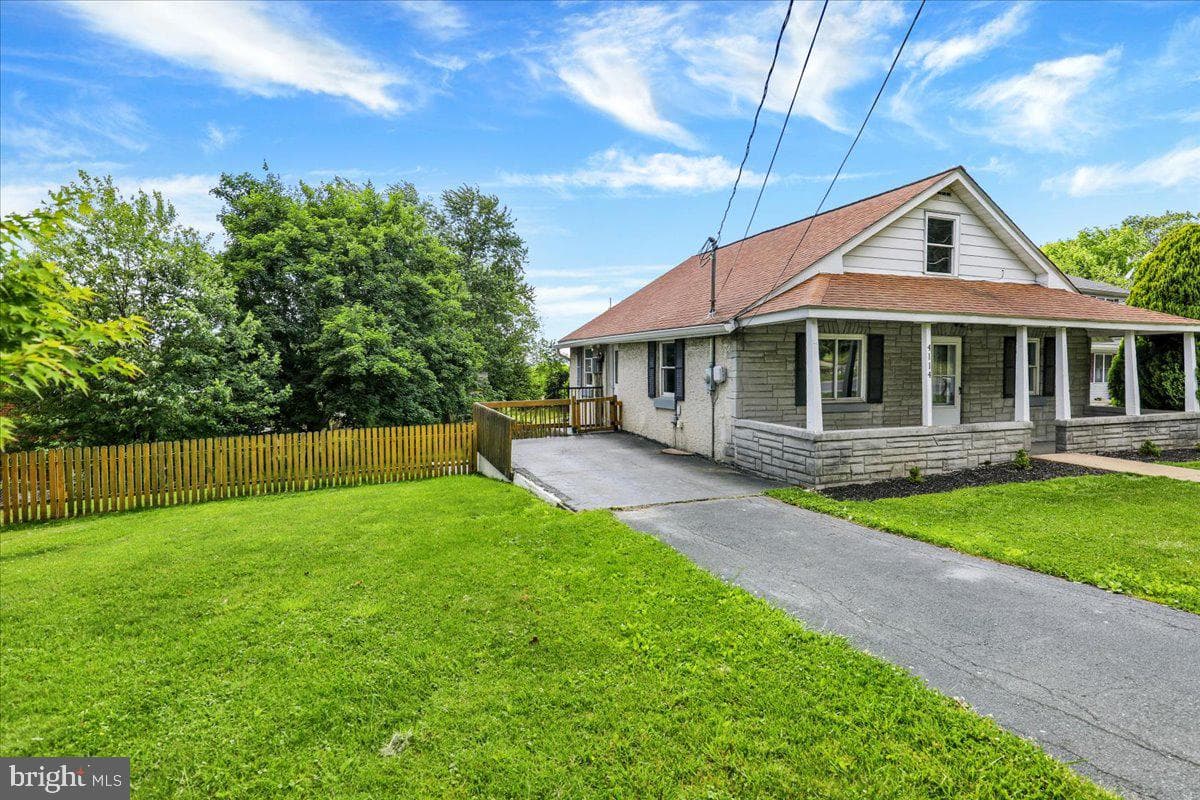 4114 Sefranka Road photo 22