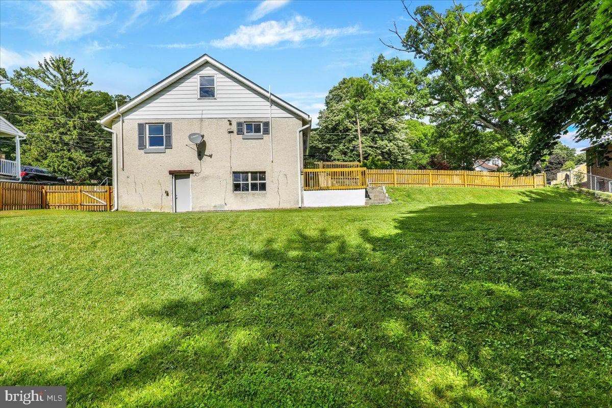 4114 Sefranka Road photo 24