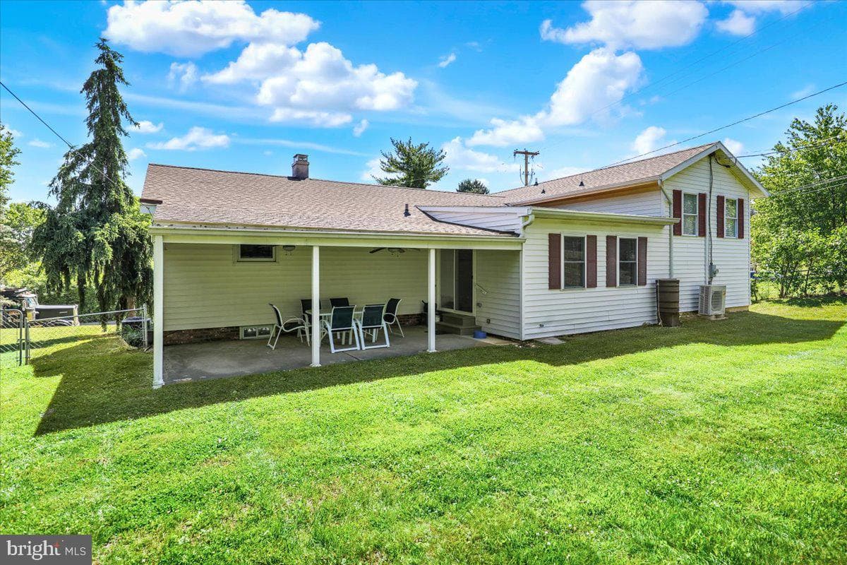 702 Frederick Street photo 39