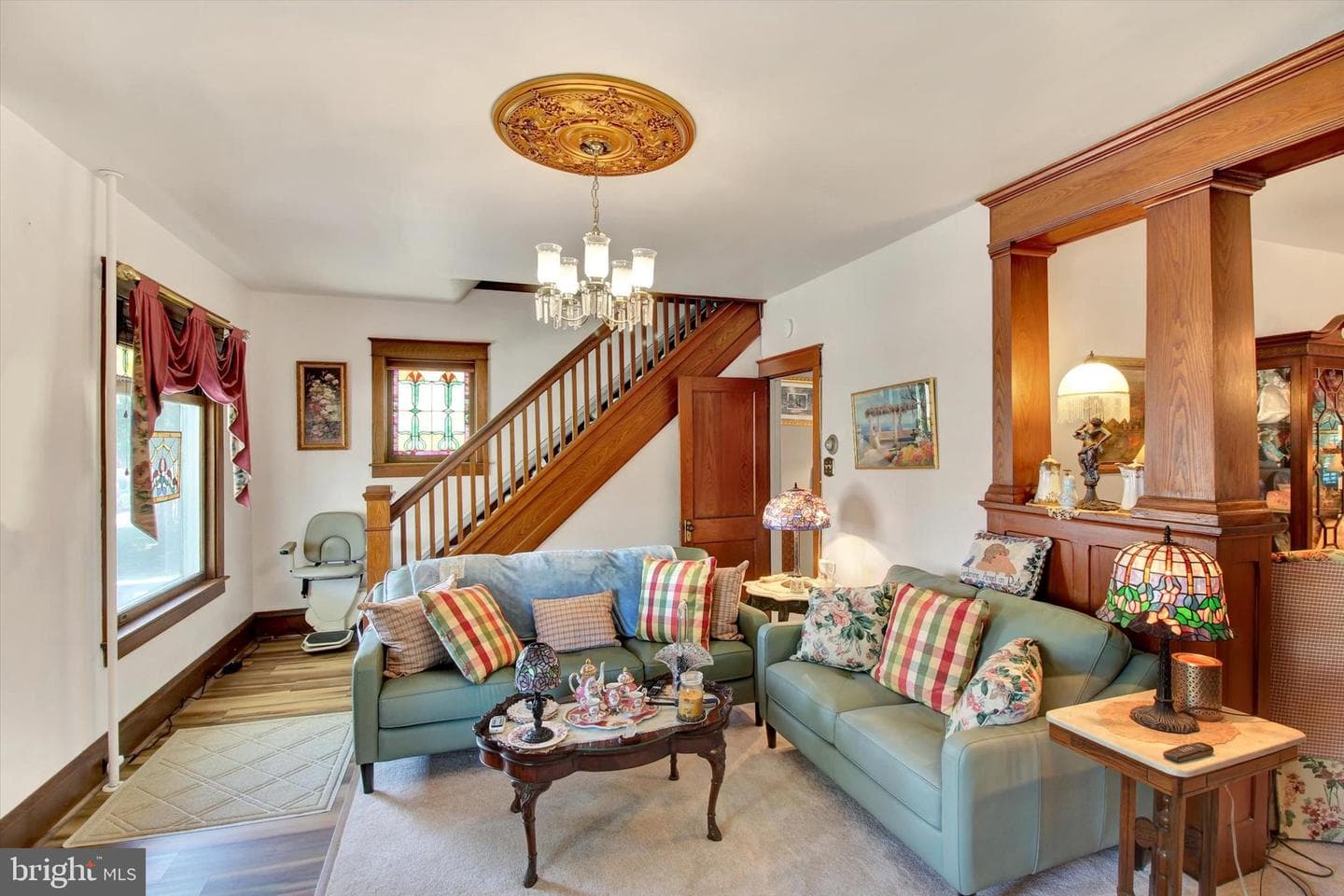 238 E Walnut Street photo 6